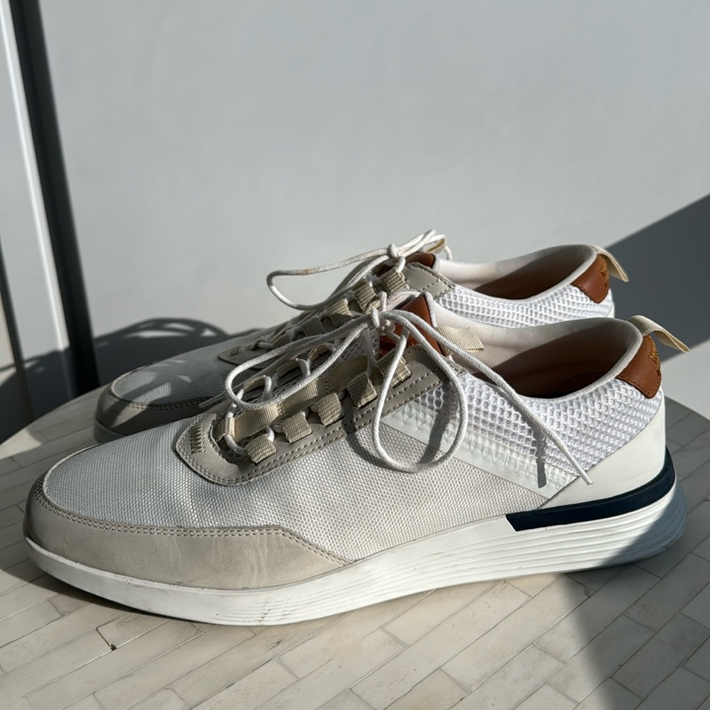 Wolf & Shepherd Size 9.5 Crossover Victory Trainer Sneakers